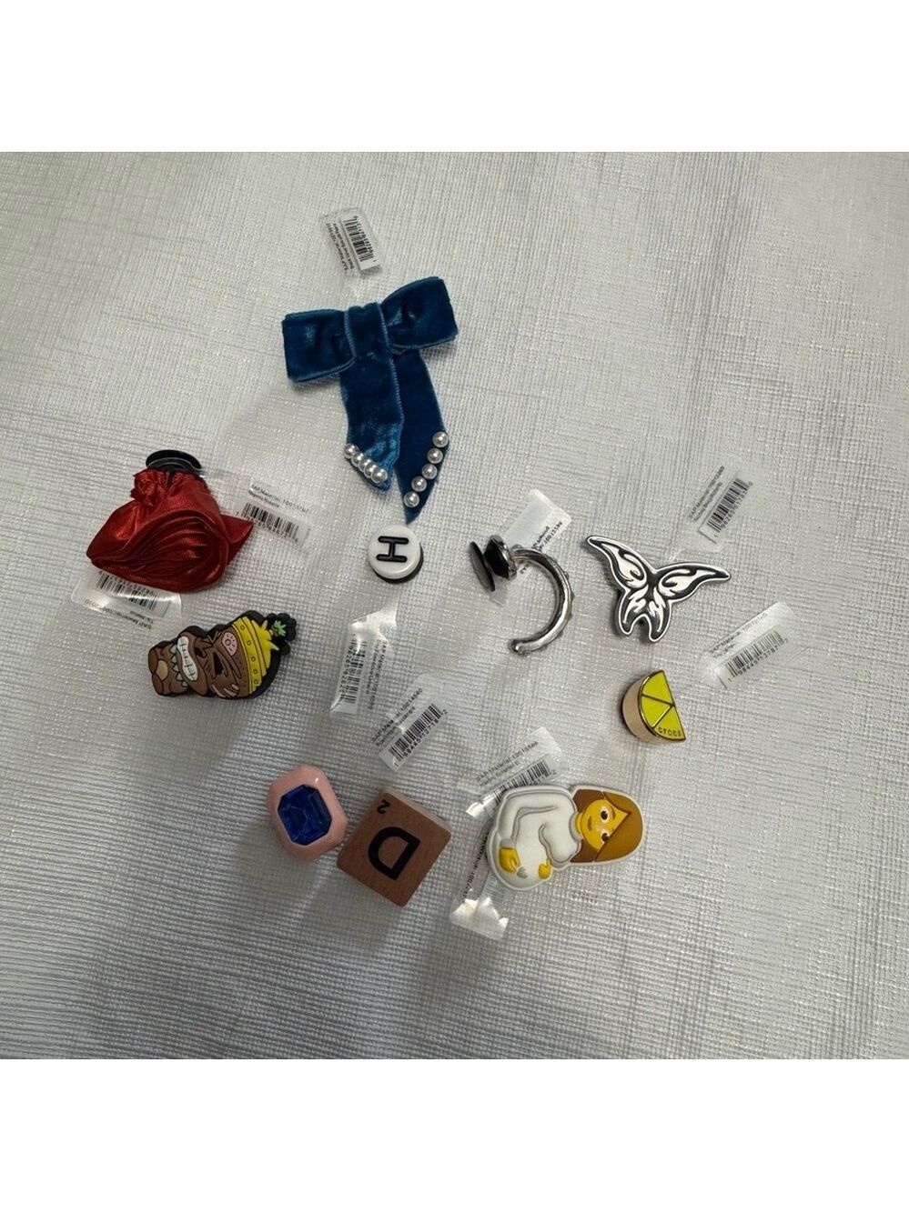 Crocs Jibbits 10 pcs NWT